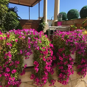 Apartamento With Private Patio, Fuengirola