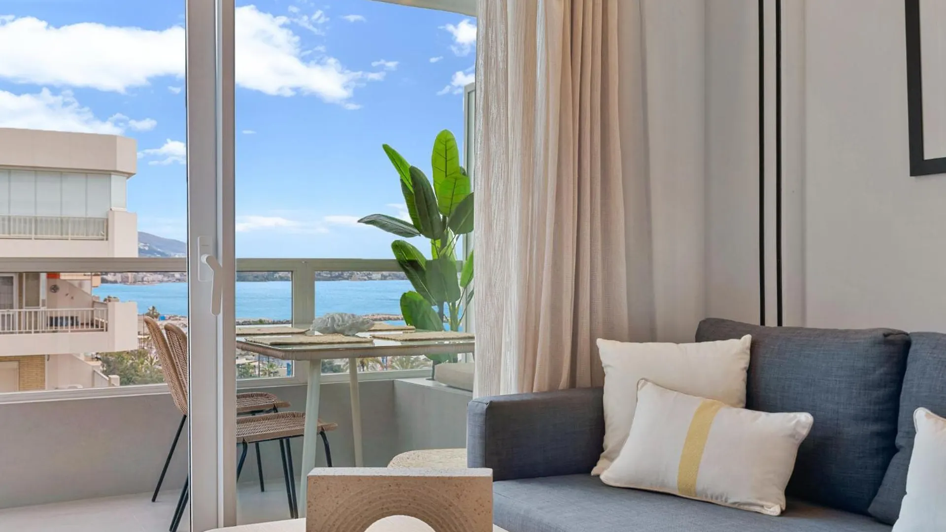 Solana 26 Incredible Sea Views Apartment Fuengirola Spain